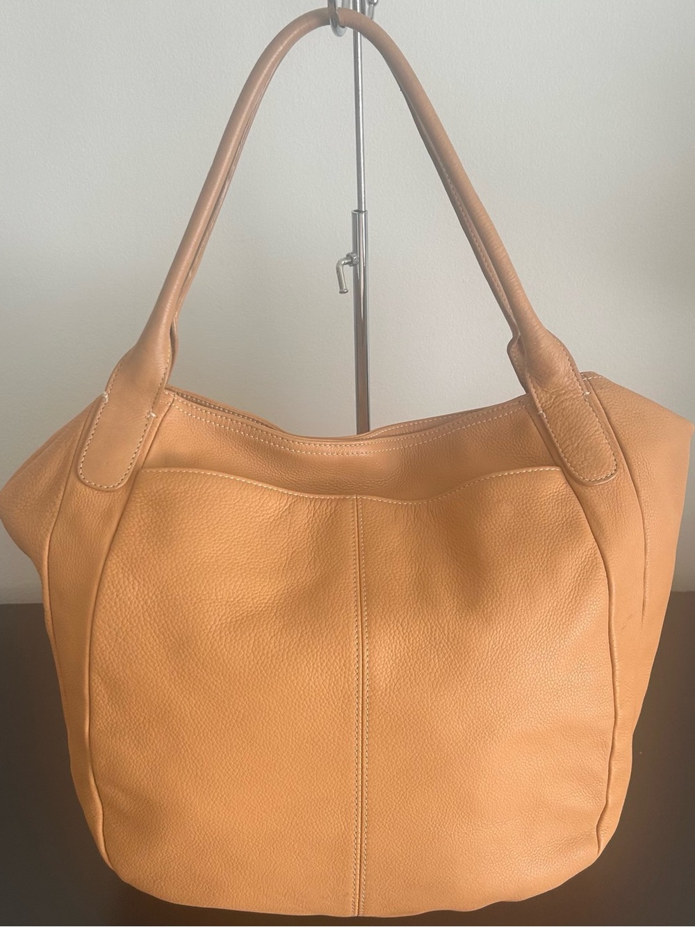 Tignanello Tan Pebbled Leather Shoulder Bag Large Hobo Tote Carryall Purse - Picture 5 of 12